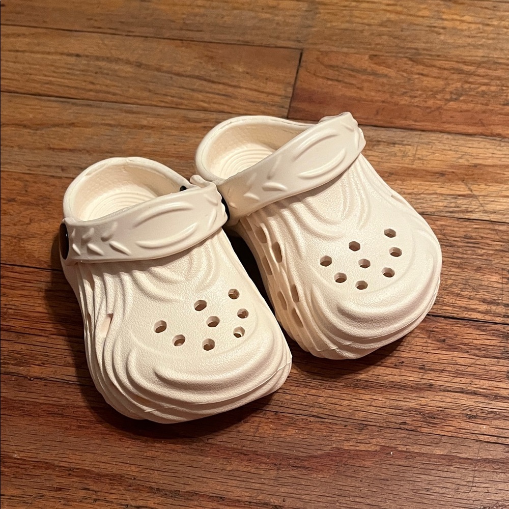 Slide on shoes
